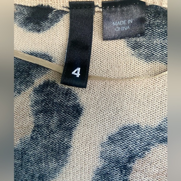 H&M cheetah print cotton buttoned down cardigan sweater top - Picture 3 of 4